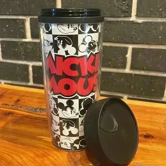 Disney Tumbler - Picture 7 of 8